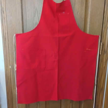 Photo of free Red Adult Sized Art Apron (Darien) #2