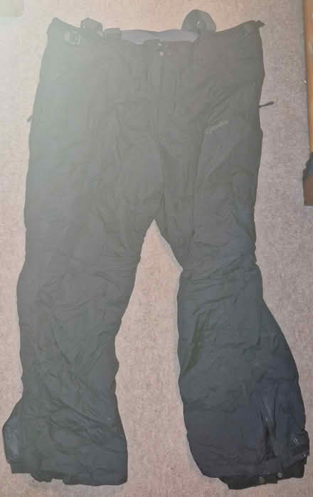 Photo of free Ski Salopettes and other ski gear (Henley-on-Thames RG9) #2