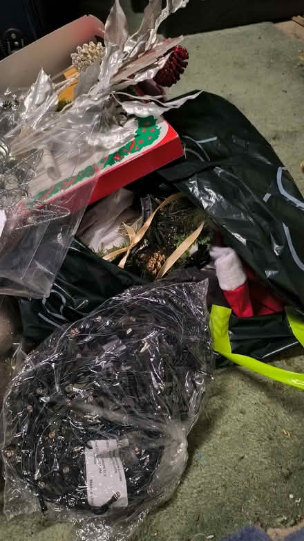 Photo of free 4ft Christmas tree and decorations (The Camp AL1) #4