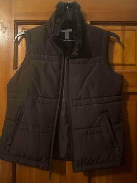 Photo of free Charter Club vest (Stuyvesant Heights) #1