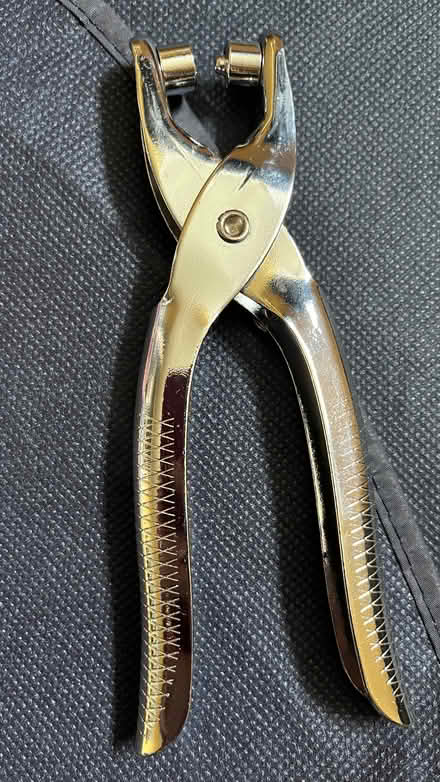 Photo of free Set of eyelets with tool (Goldhanger CM9) #2