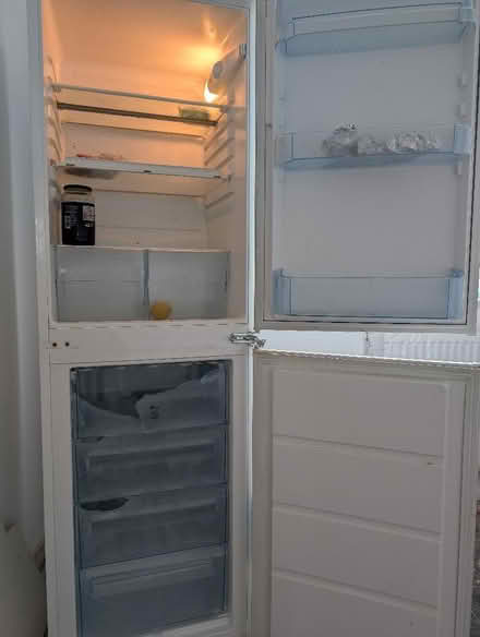 Photo of free Integrated fridge/freezer (Electrolux) (Parsons Green SW6) #1