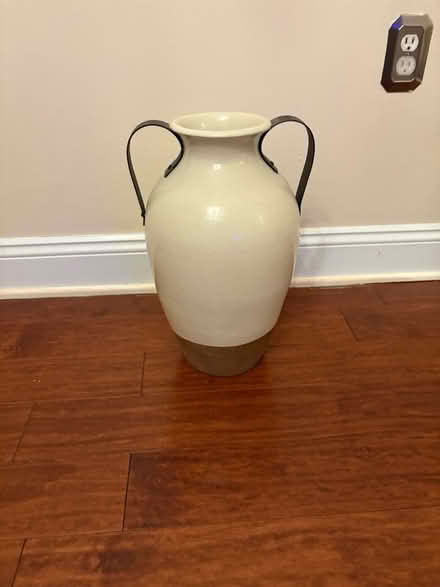Photo of free Vase (Old Bridge, NJ) #1