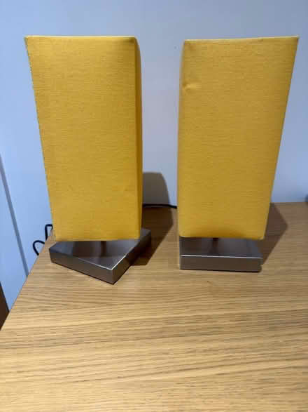 Photo of free 2x medium sized table lamps (Bedworth CV12) #1
