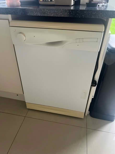 Photo of free Dishwashing (Chingford) #1