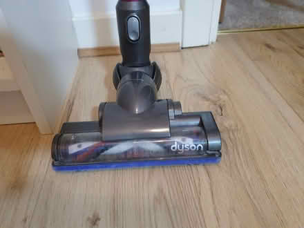 Photo of free Dyson cordless vacuum cleaner (Lauriston EH3) #2