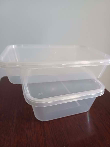Photo of free Plastic containers with lids (BT8) #2
