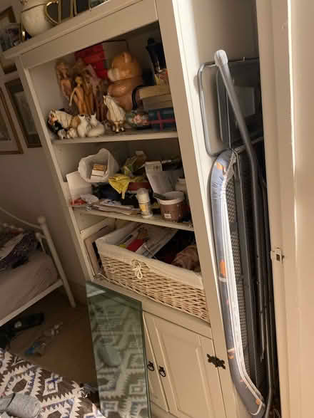 Photo of free Cabinet style dresser (AL4, St albans) #1