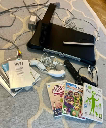 Photo of free WII with balance board (Nettlestead Green ME18) #1