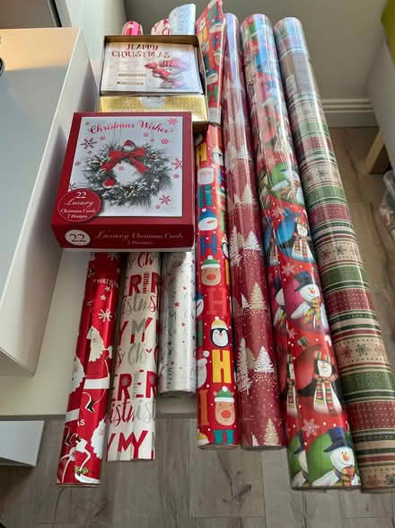 Photo of free Christmas wrapping paper/bags/cards (Dublin 15) #1