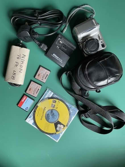 Photo of free Nikon 4300 DIGITAL CAMERA (Bonsall DE4) #4