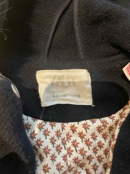 Photo of free Winter coat, girls 4-5 yrs (SW8 Battersea) #2