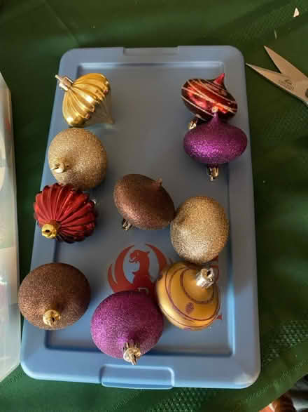 Photo of free Christmas ornaments (Montebello) #1