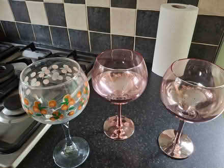 Photo of free gin glasses (cr04df) #1