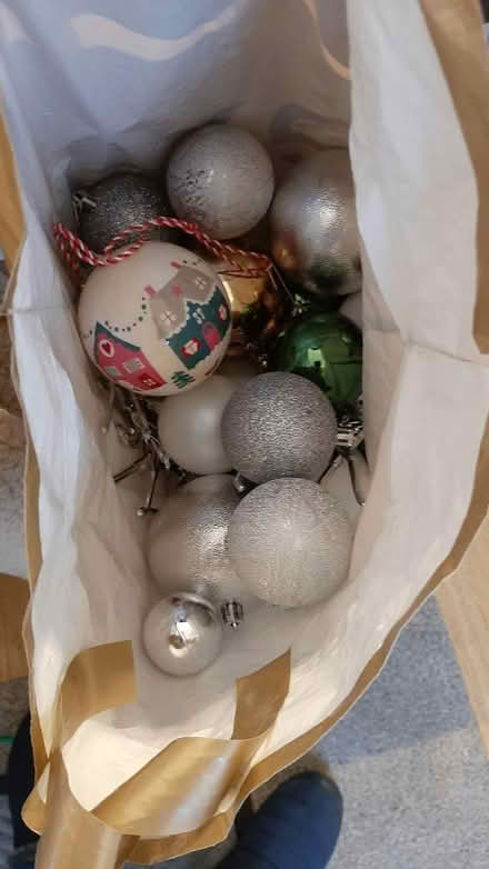 Photo of free christmas baubles (peacehaven) #1