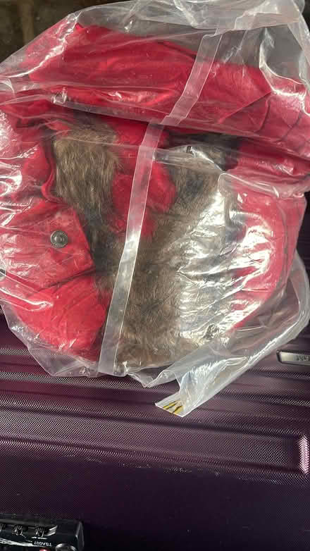 Photo of free very thick winter coat adult (CB1) #1