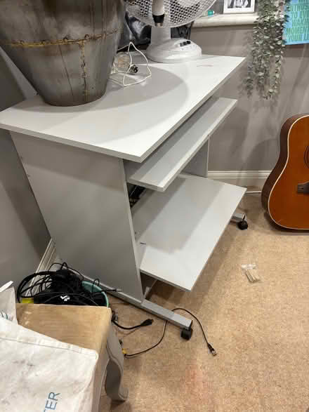 Photo of free Computer desk ideal for kids (GL10) #1