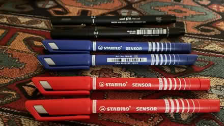 Photo of free Set of red, blue & black "fine line" drawing pens (Goldhanger CM9) #1
