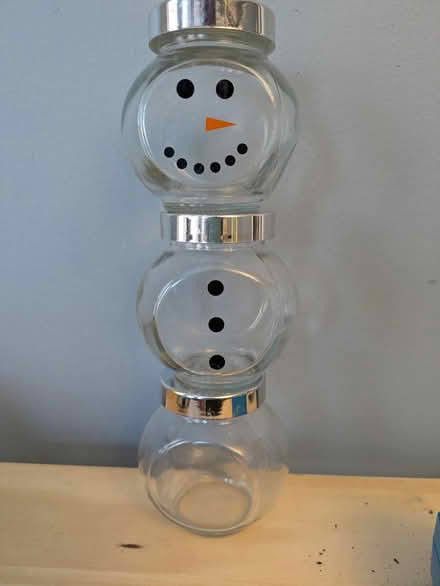 Photo of free Snow person container (East Somerville) #1