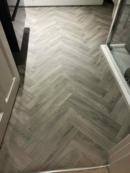 Photo of free 3 x pieces vinyl flooring / Lino (Golborne WA3) #1