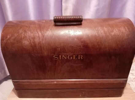 Photo of free Singer sowing machine (TN24) #1