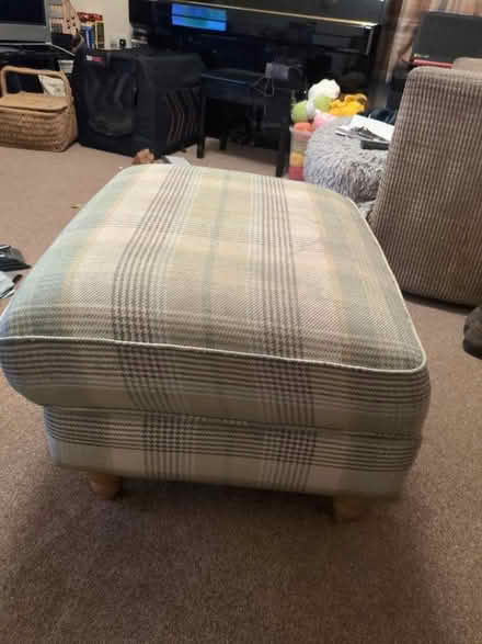 Photo of free Pouffe (Newhaven SK17) #2