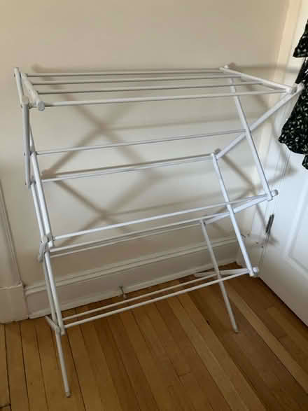 Photo of free Clothes drying rack (Cleveland Park) #1