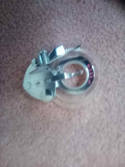 Photo of free Flower stitch attachment for sewing machine. (Oxon SY3) #2