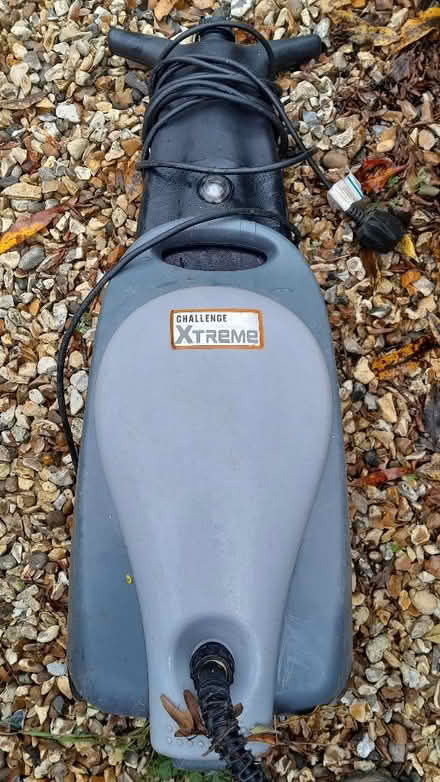 Photo of free Pressure washer, needs hose (Smiths Estate OX28) #1
