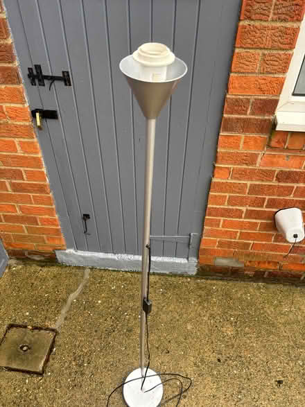 Photo of free Up light (Sigglesthorne HU11) #2