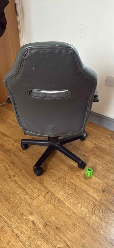 Photo of free Desk chair (Stockport SK1) #2
