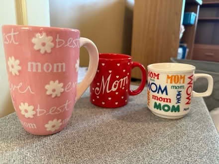 Photo of free Mom and Grandma Mugs (Ludlow ky) #2