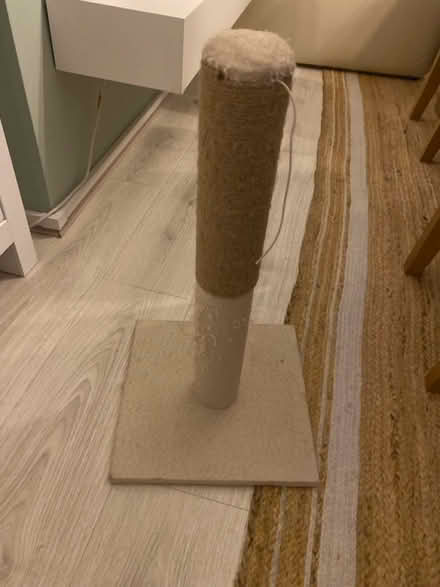 Photo of free Cat scratcher (CH62) #1