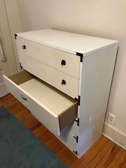 Photo of free Dresser (Govans/Belvedere) #3