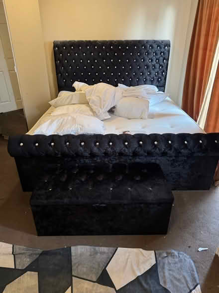 Photo of free Bed and storage box (SE28) #1