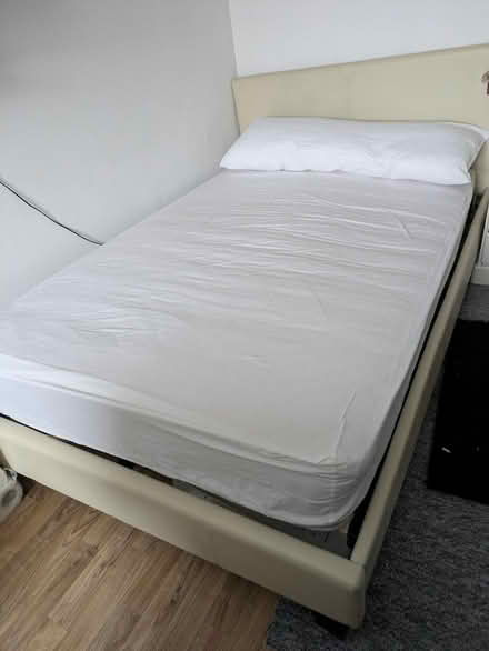 Photo of free 4ft Double bed (furzton MK4) #1