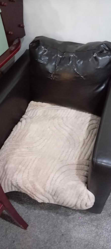 Photo of free 1 & 3 seater couches (Kingswood. BS15.) #1