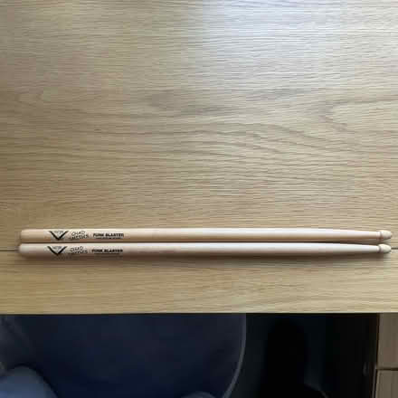 Photo of free Chad Smith/RHCP drumsticks (Billericay CM12) #1
