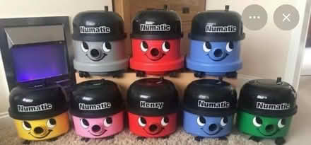 Photo of Henry Hoovers (Warwick CV34) #1