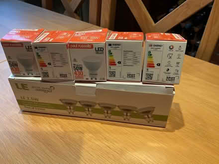 Photo of free 10 GU10 halogen light bulbs 50W (CM3) #1