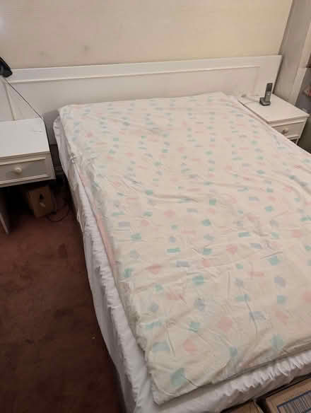Photo of free Double bed (Belmont HA3) #4