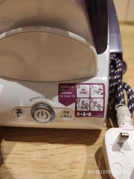 Photo of free Steam Generator Iron - not working perfectly (Chesham HP5) #2