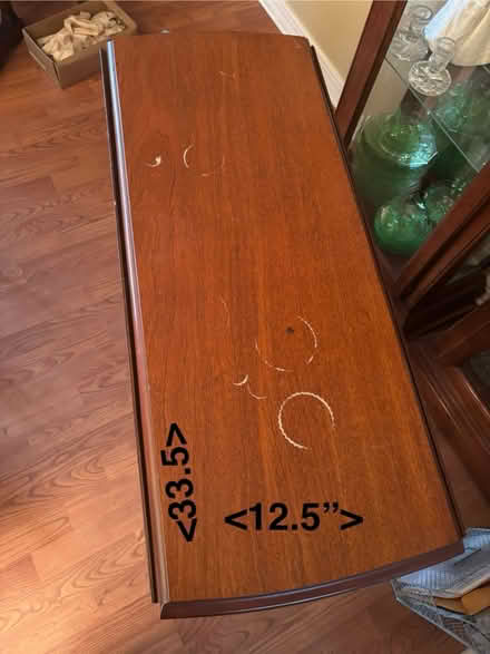 Photo of free Gateleg tab with drop leaves (Chalfont 18914) #1