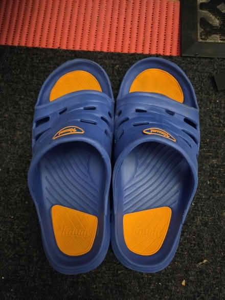 Photo of free Slide Sandals (Richmond Hill) #1