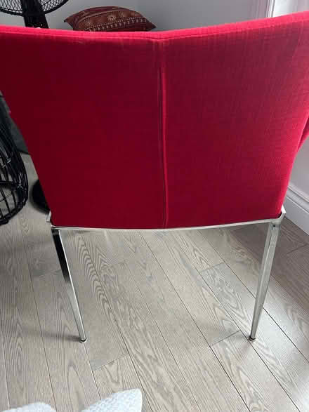 Photo of free Chaise (Manoir Champlain) #2