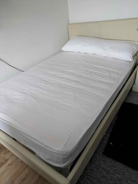 Photo of free 4ft Double bed (furzton MK4) #2
