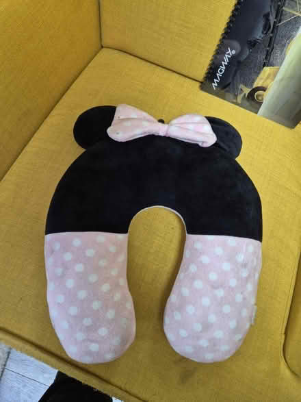 Photo of free Neck cushion (W1h 1ju) #1