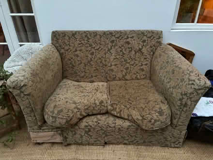 Photo of free Vintage Sofa (Westoning MK45) #1