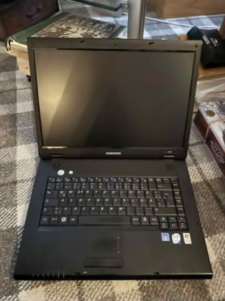 Photo of free Samsung P500 Laptop (Giffnock G46) #1