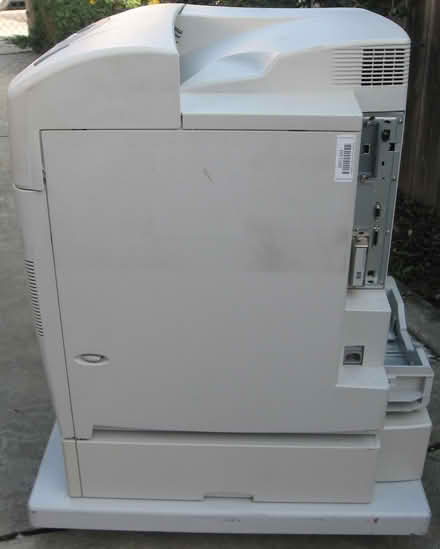Photo of free HP Color LaserJet 5550dtn (castro valley) #3